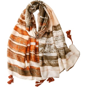 FAIRYGATE Damen Schal Vogel Blume Schmetterling Druck Lange Soft Neck Scarf Wickel Stola für Summer Beach Winter Geschenk(FDYT32226)